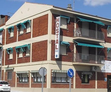 Hostal Rodes Мекиненса Экстерьер фото