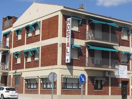 Hostal Rodes Мекиненса Экстерьер фото