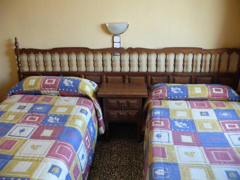 Hostal Rodes Мекиненса Номер фото